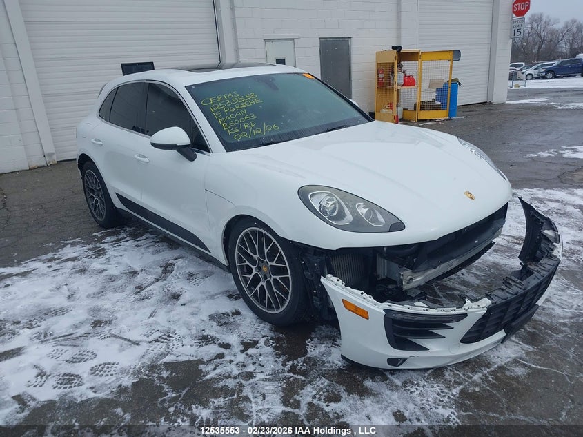 2015 PORSCHE MACAN S