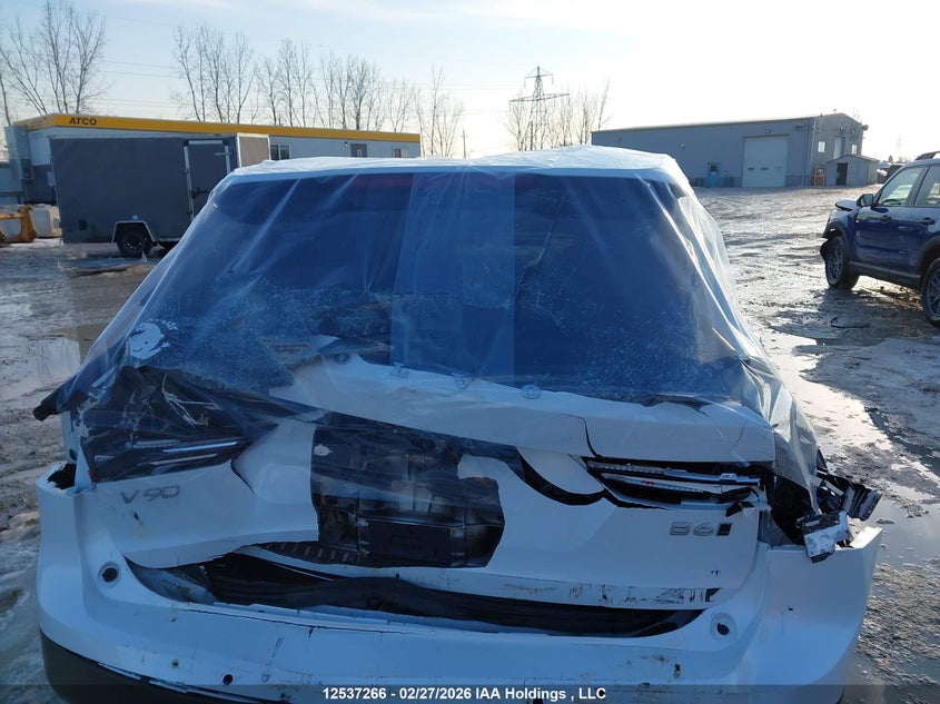 2022 Volvo V90 Cross Country B6 VIN: YV4062NL7N1146133 Lot: 12537266