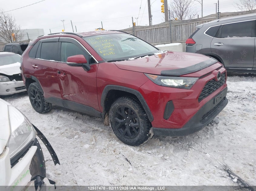 2020 TOYOTA RAV4 LE