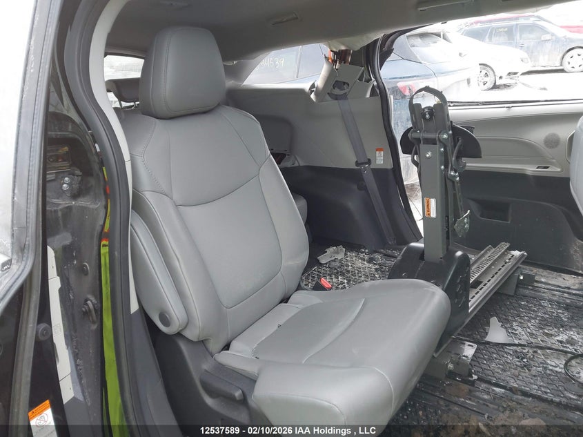 2022 Toyota Sienna VIN: 5TDGRKEC6NS083358 Lot: 12537589