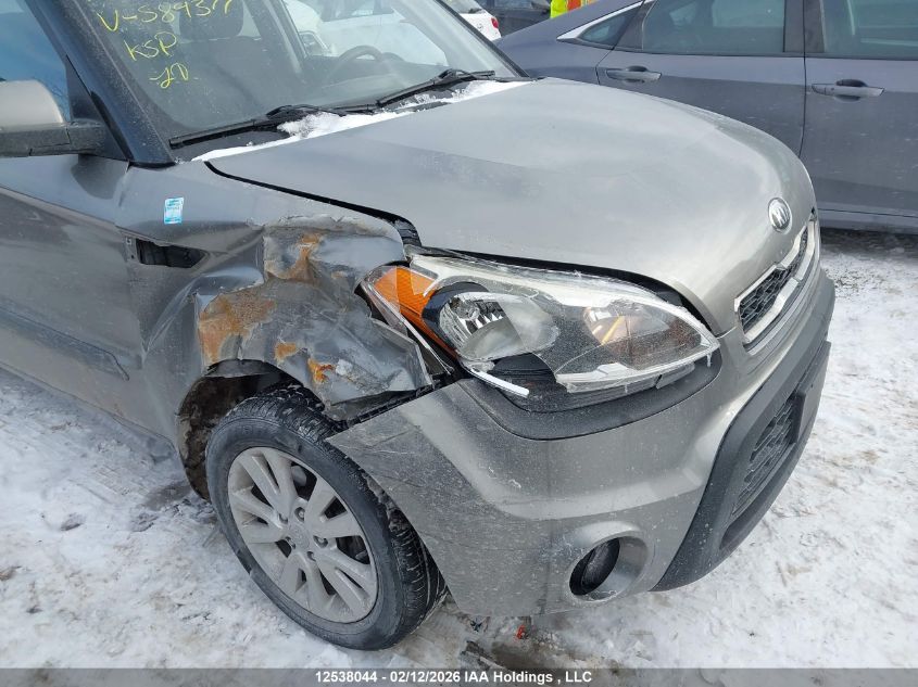 2013 Kia Soul 2.0L 2U/2.0L 4U/2.0L 4U Burner/2.0L 4U Luxury/2.0L 4U Retro VIN: KNDJT2A69D7589377 Lot: 12538044