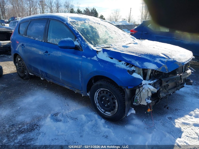 KMHDB8AEXAU069143 HYUNDAI ELANTRA TOURING Photo 1