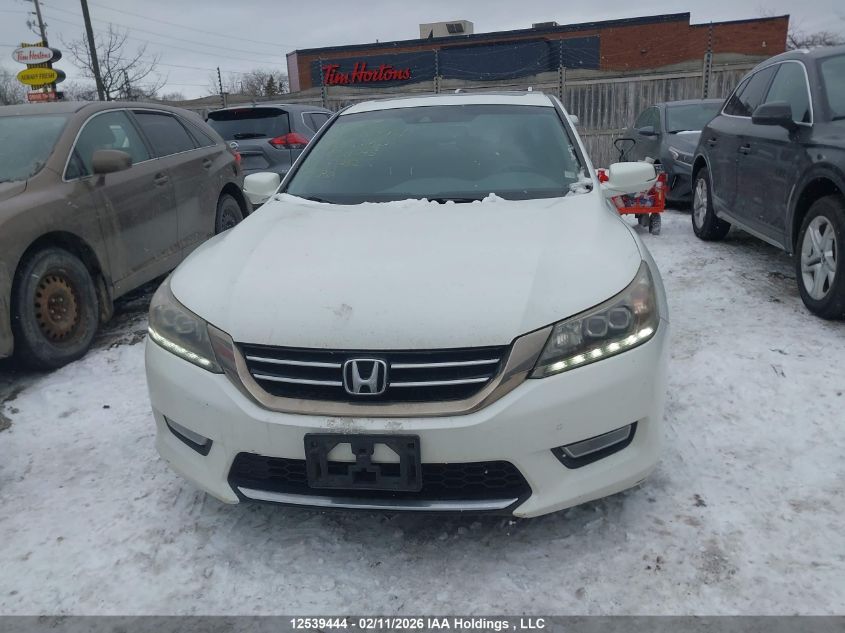 2013 Honda Accord Touring V6 VIN: 1HGCR3F92DA800245 Lot: 12539444