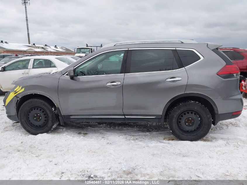 2017 Nissan Rogue S/Sl Platinum/Sv VIN: 5N1AT2MM6HC793105 Lot: 12540487