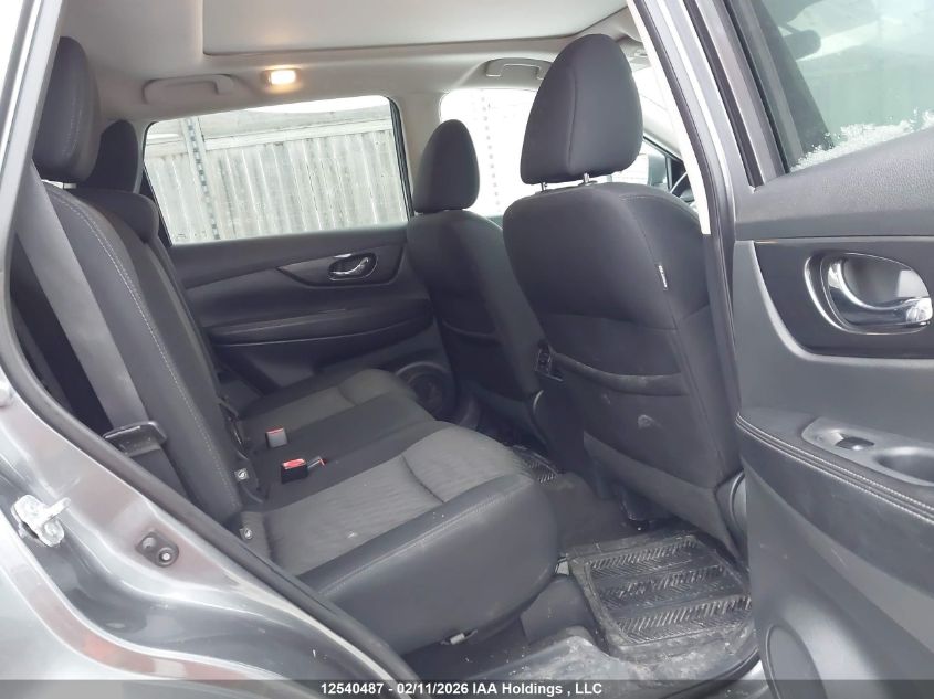 2017 Nissan Rogue S/Sl Platinum/Sv VIN: 5N1AT2MM6HC793105 Lot: 12540487