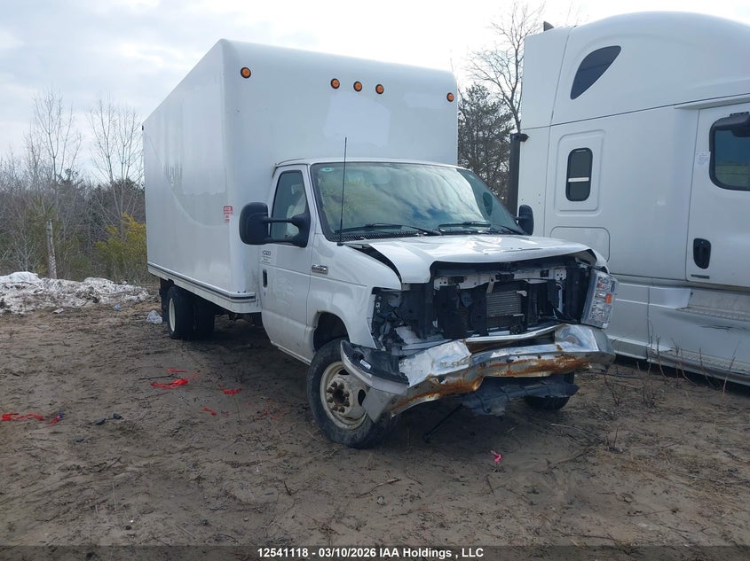 2023 FORD E-450 CUTAWAY