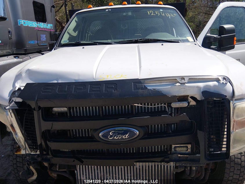 2008 Ford F-550 Chassis Xl/Xlt VIN: 1FDAF56R18EC57586 Lot: 12541220