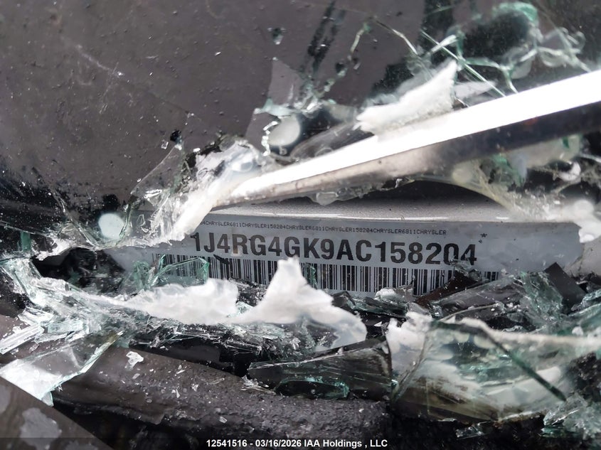 2010 Jeep Commander Sport VIN: 1J4RG4GK9AC158204 Lot: 12541516