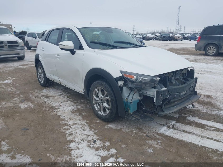 JM1DKFC74L1467475 MAZDA CX-3 Photo 1