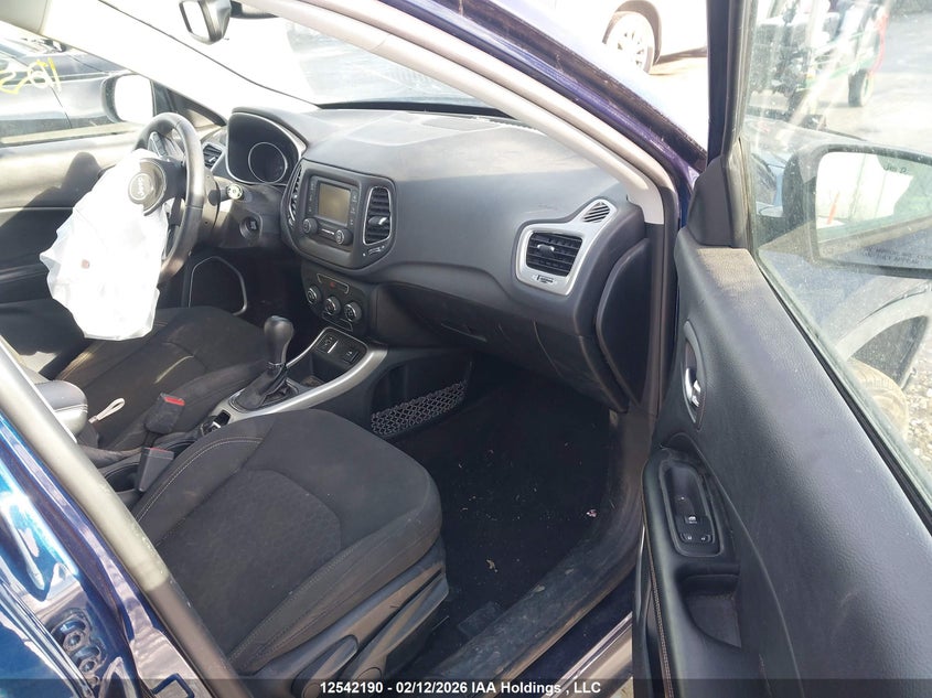 2018 Jeep Compass Sport VIN: 3C4NJCAB4JT118027 Lot: 12542190