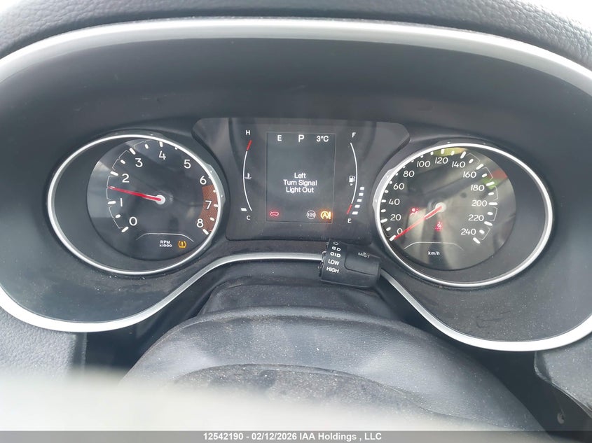 2018 Jeep Compass Sport VIN: 3C4NJCAB4JT118027 Lot: 12542190