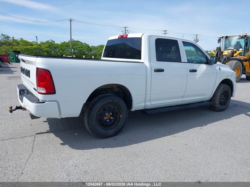 2022 RAM 1500 CLASSIC TRADESMAN - zdjęcie 4