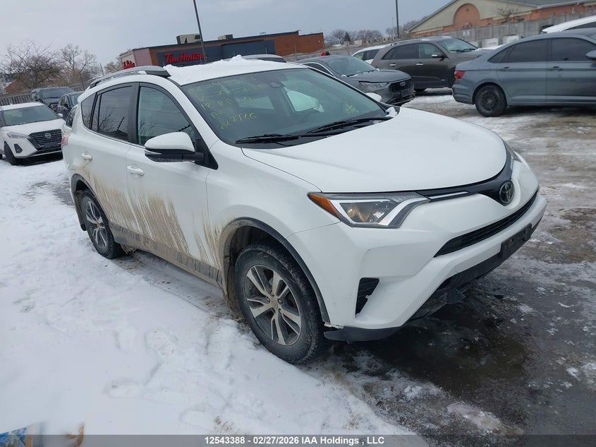 2018 TOYOTA RAV4 LE