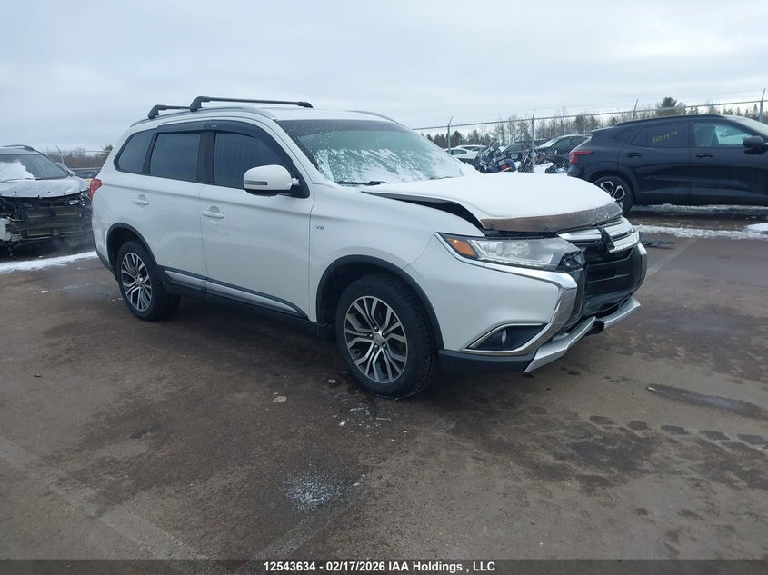 JA4JZ3AX6JZ603338 MITSUBISHI OUTLANDER Photo 1