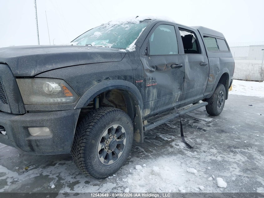 3C6TR5EJ3JG313808 2018 Ram 2500 6.4 Powerwagon Black