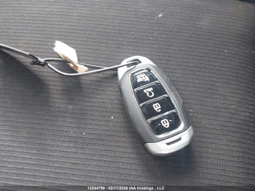 2025 Hyundai Venue Preferred VIN: KMHRC8A33SU371330 Lot: 12544798