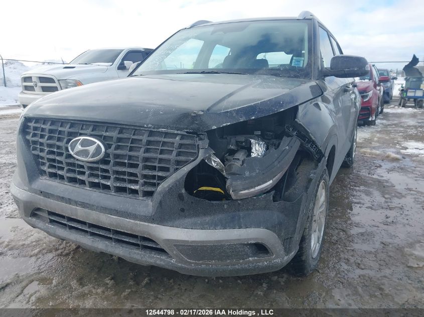 2025 Hyundai Venue Preferred VIN: KMHRC8A33SU371330 Lot: 12544798