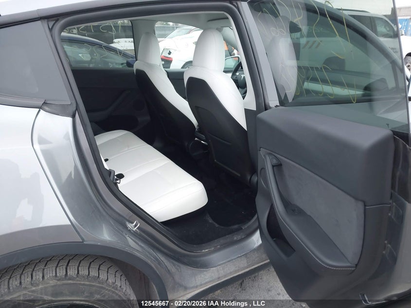 2025 Tesla Model Y Long Range VIN: 7SAYGDEE5SF225922 Lot: 12545667