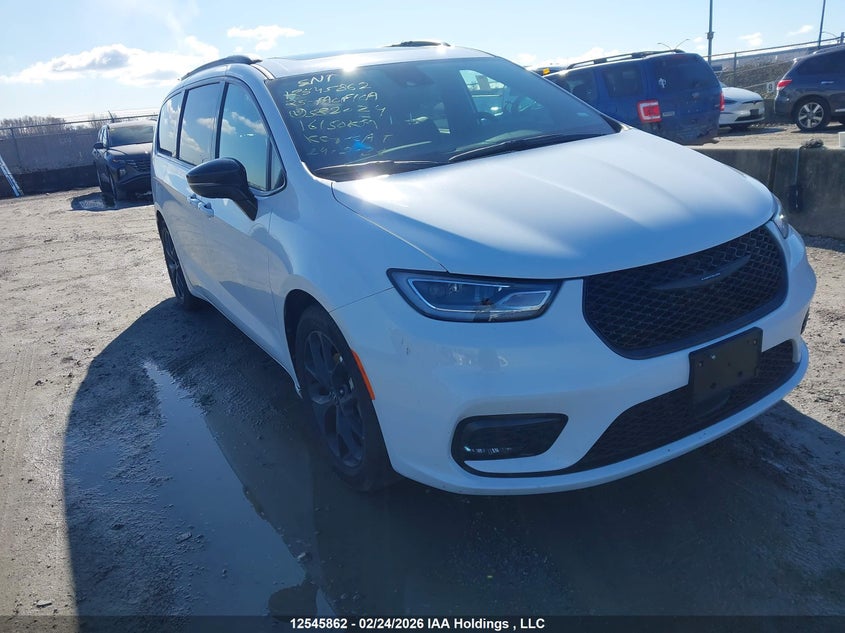 2025 Chrysler Pacifica