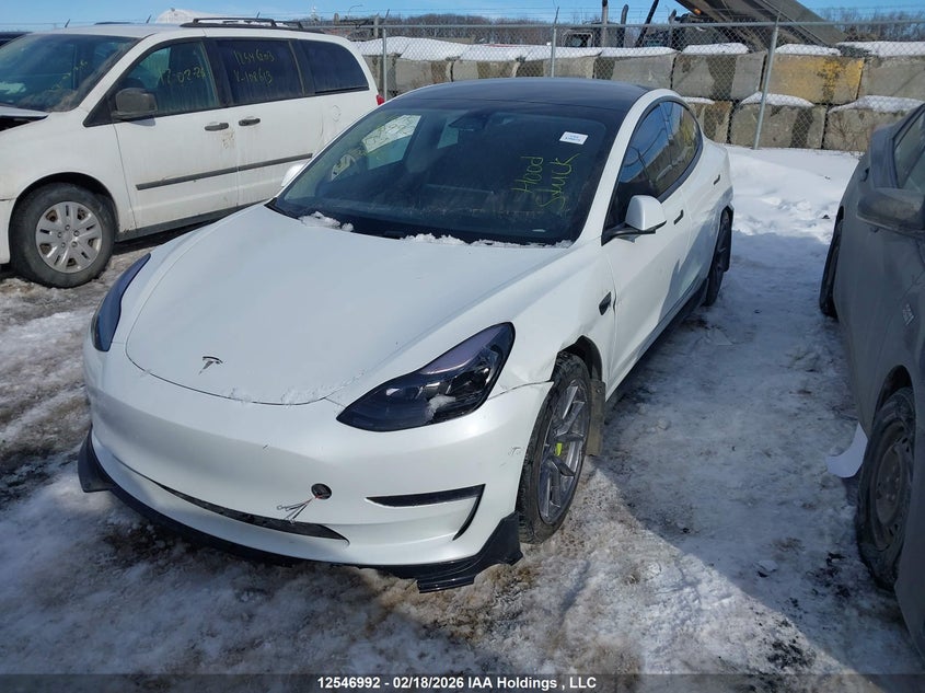 Vin: lrw3e1eb2pc923391, lot: 2938752, tesla model 3 long range 20232