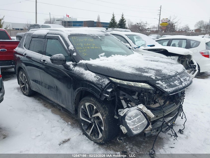JA4J4VA82NZ604642 MITSUBISHI OUTLANDER Photo 1