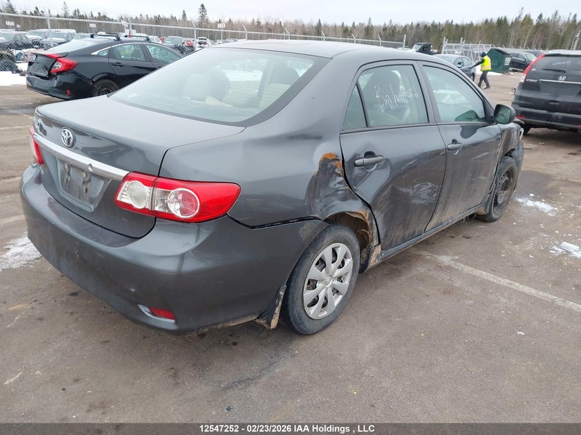 Vin: 2t1bu4ee6dc108336, lot: 2939093, toyota corolla ce 20134