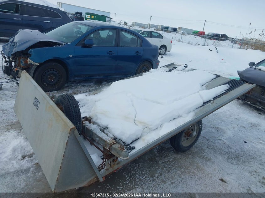 2014 RAINBOW TRAILER N/A N/A