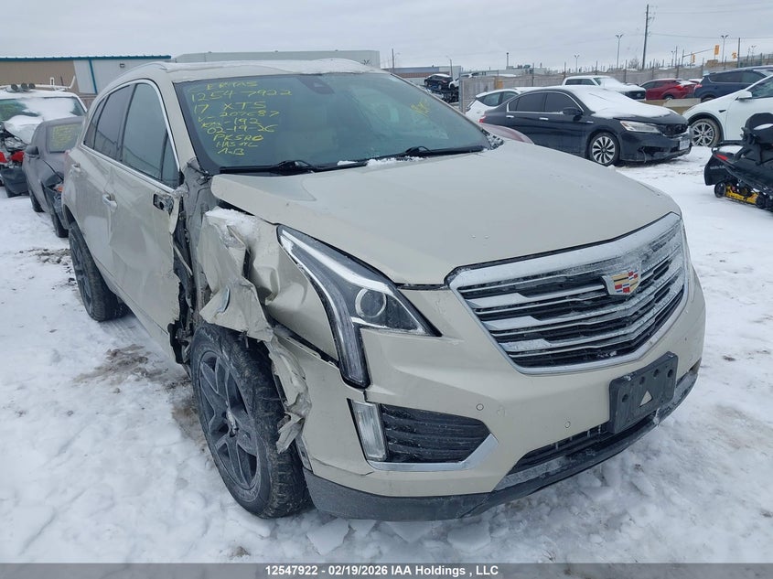 2017 CADILLAC XT5 LUXURY