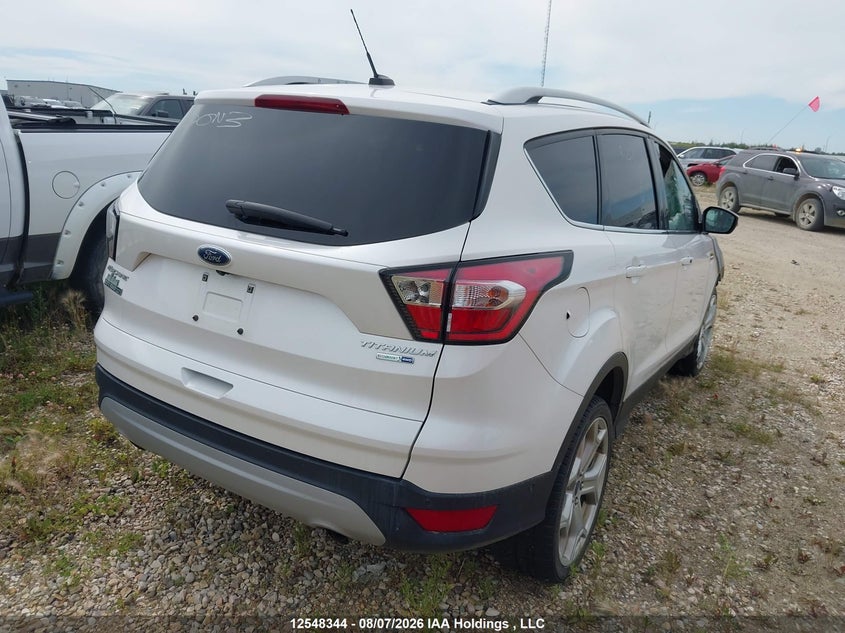Vin: 1fmcu9j90hud70061, lot: 2940263, ford escape titanium 20174