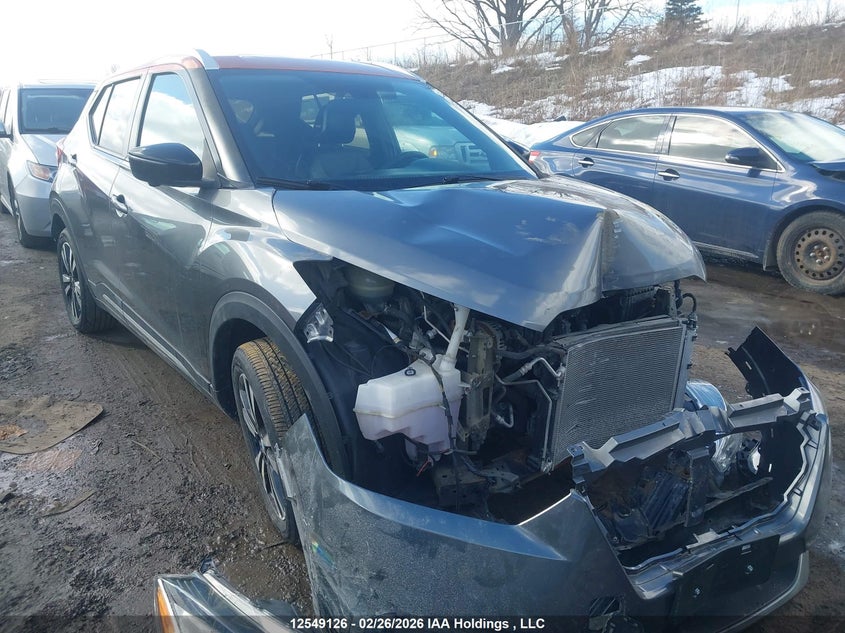 3N1CP5CU8JL521723 2018 Nissan Kicks S/Sr/Sv auction photo 1