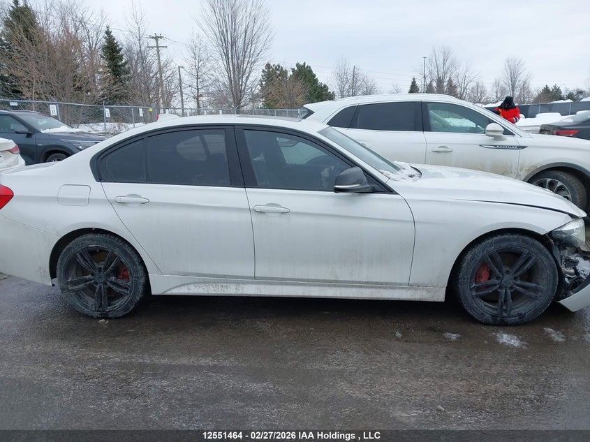 BMW 330i Xdrive 2018 WBA8D9G56JNU70306 Image 13