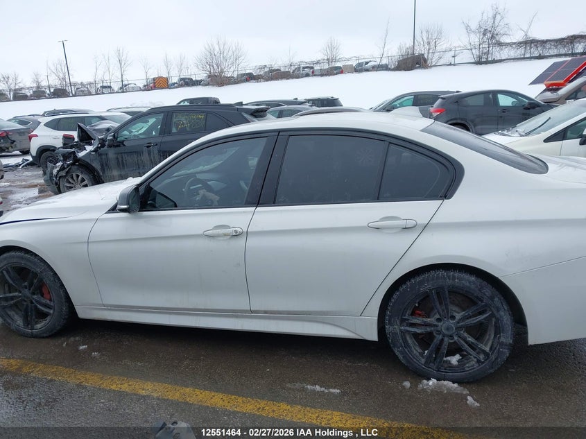 BMW 330i Xdrive 2018 WBA8D9G56JNU70306 Image 14