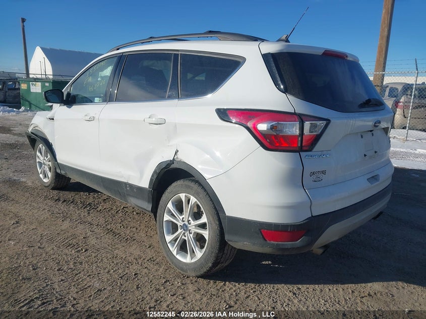 Vin: 1fmcu9gd0juc50911, lot: 2944591, ford escape se 20183