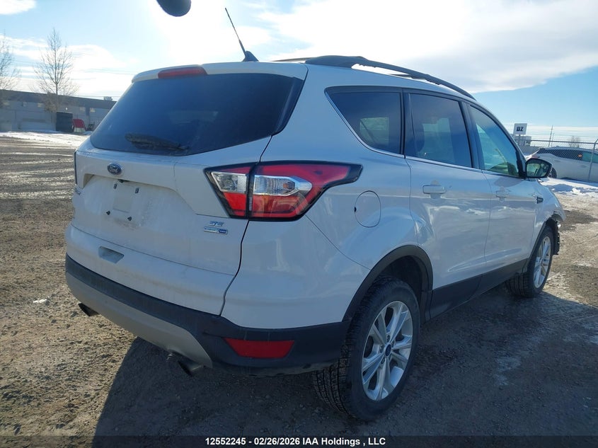 Vin: 1fmcu9gd0juc50911, lot: 2944591, ford escape se 20184