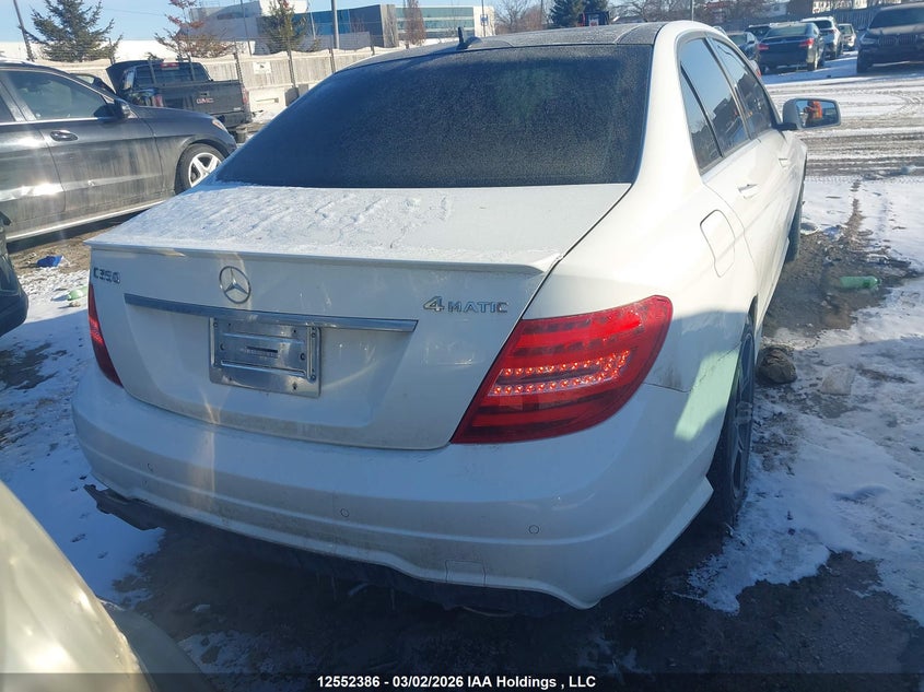 2013 Mercedes-Benz C 350 4Matic VIN: WDDGF8JB5DA840177 Lot: 12552386