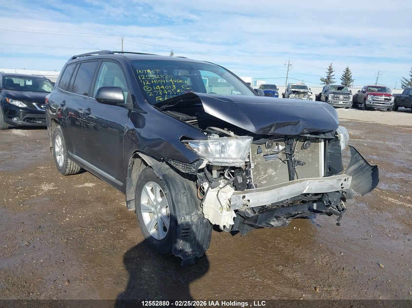 TOYOTA HIGHLANDER SE