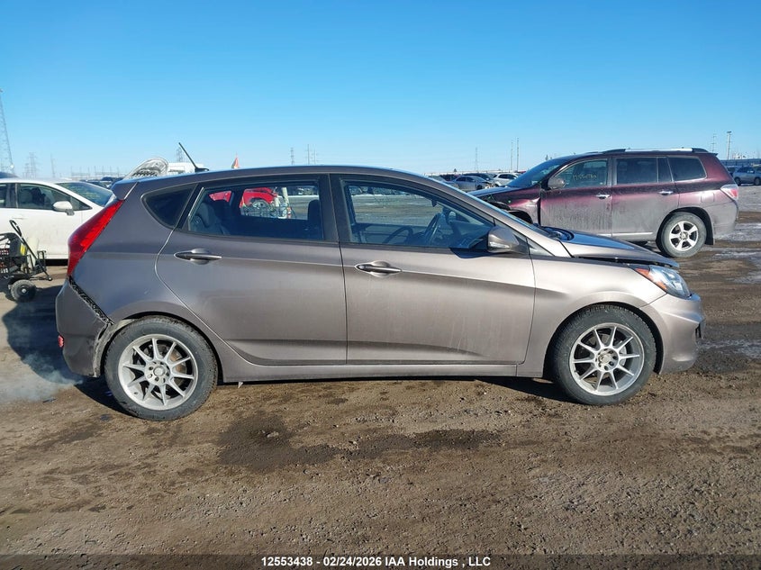 2013 Hyundai Accent Gls/Se VIN: KMHCU5AE9DU073161 Lot: 12553438