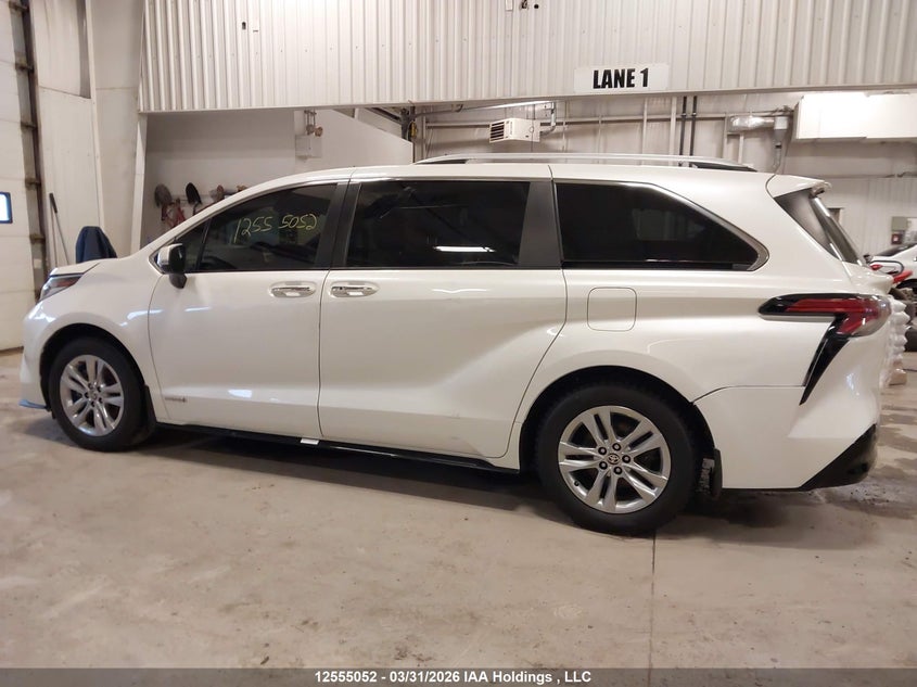 2021 Toyota Sienna Limited 7-Passenger VIN: 5TDGRKEC2MS011846 Lot: 12555052