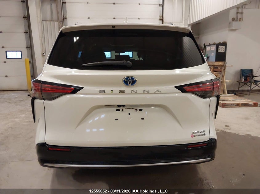 2021 Toyota Sienna Limited 7-Passenger VIN: 5TDGRKEC2MS011846 Lot: 12555052