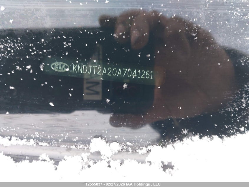 2010 Kia Soul +/!/Sport VIN: KNDJT2A20A7041261 Lot: 12555837