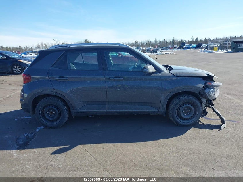 2023 Hyundai Venue Sel/Limited VIN: KMHRC8A30PU243506 Lot: 12557060