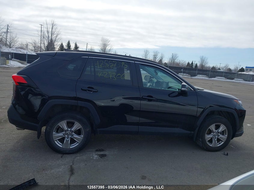 2022 Toyota Rav4 Xle/Xle Premium VIN: 2T3R1RFV1NC273061 Lot: 12557395