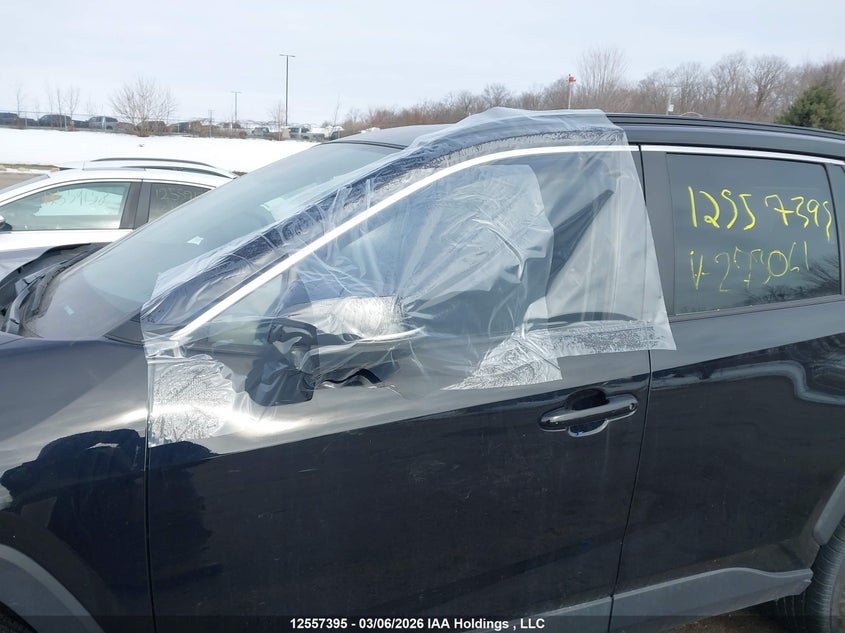 2022 Toyota Rav4 Xle/Xle Premium VIN: 2T3R1RFV1NC273061 Lot: 12557395