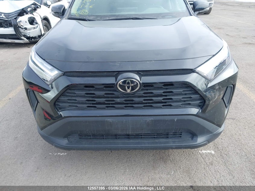 2022 Toyota Rav4 Xle/Xle Premium VIN: 2T3R1RFV1NC273061 Lot: 12557395