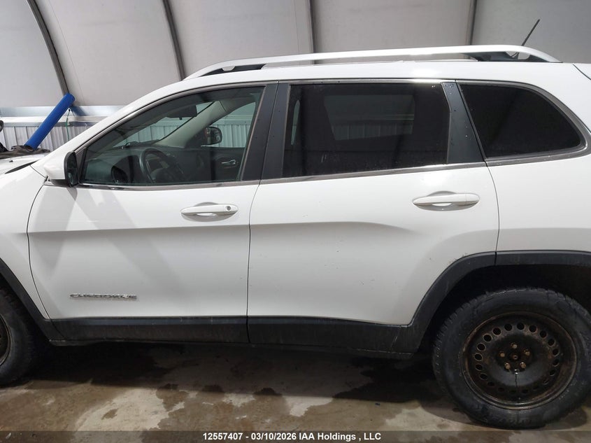 2015 Jeep Cherokee North VIN: 1C4PJMCS1FW538132 Lot: 12557407