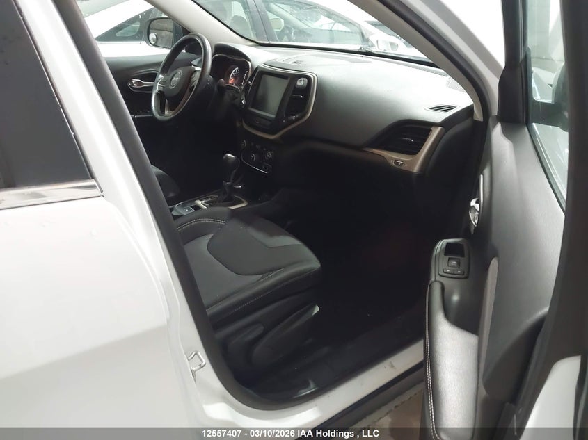 2015 Jeep Cherokee North VIN: 1C4PJMCS1FW538132 Lot: 12557407