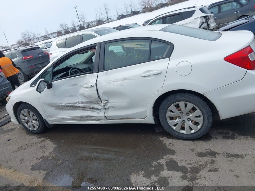 2012 Honda Civic 1.8 Lx White Lot 111012557490 Vin 2HGFB2E42CH032476