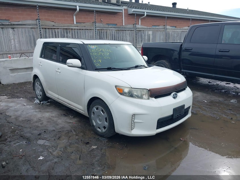 JTLZE4FE6DJ042907 TOYOTA SCION XB Photo 1