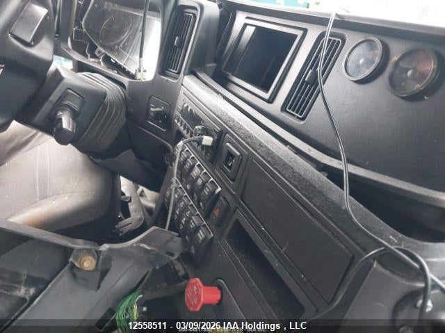 2023 INTERNATIONAL LT TRUCK 15.0L 6