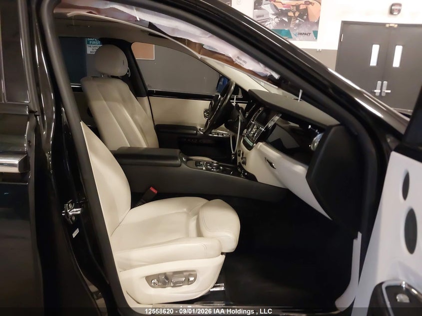 2015 ROLLS-ROYCE GHOST SEDAN 6.6L V-12 DI, DOHC, VVT, TURBO, 563HP